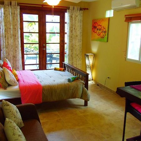 Casa Del Sol Bed And Breakfast Contadora Island Eksteriør bilde