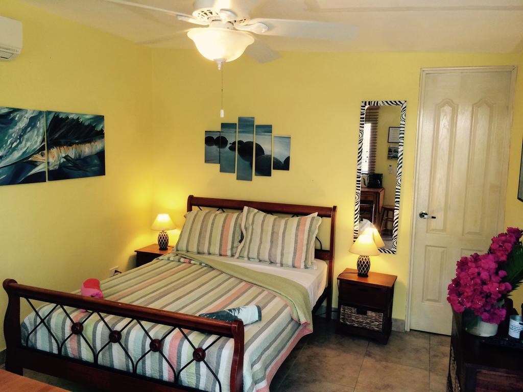 Casa Del Sol Bed And Breakfast Contadora Island Eksteriør bilde